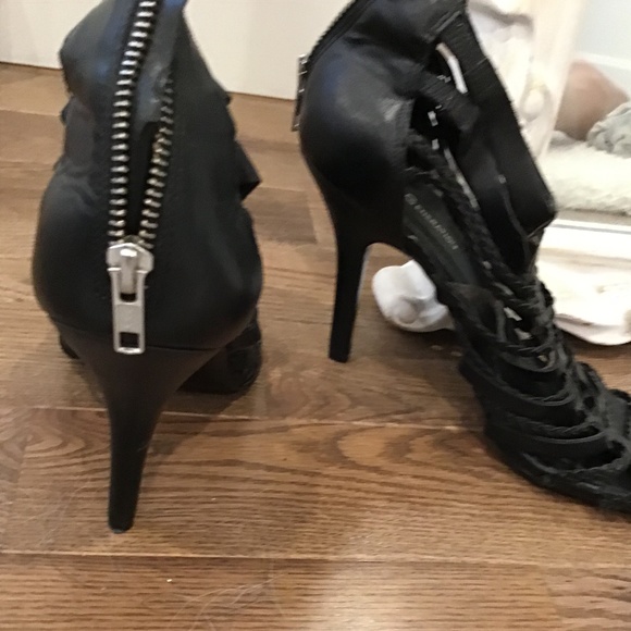 Bcbg caged heels size 9.5 - Picture 2 of 3